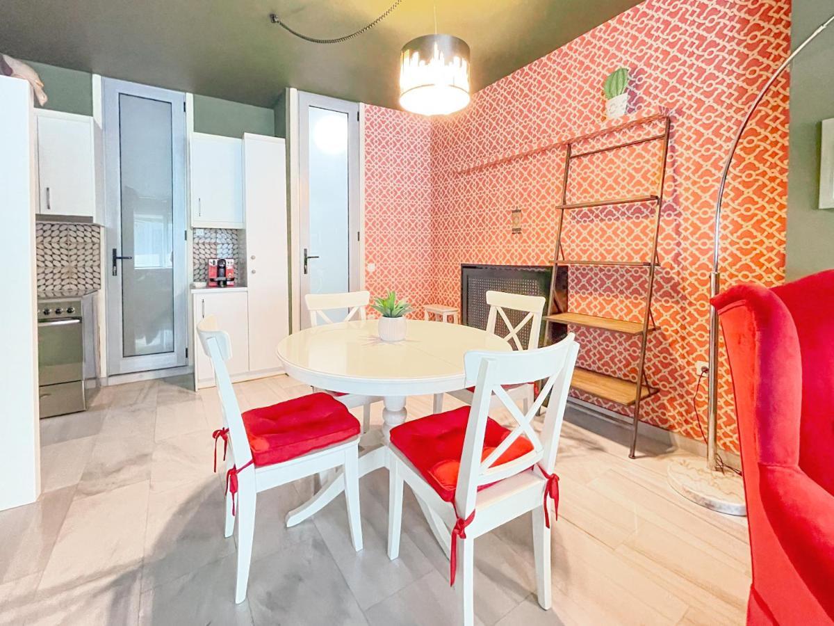Loft 1 Bedroom Apartment In The Heart Of アテネ エクステリア 写真