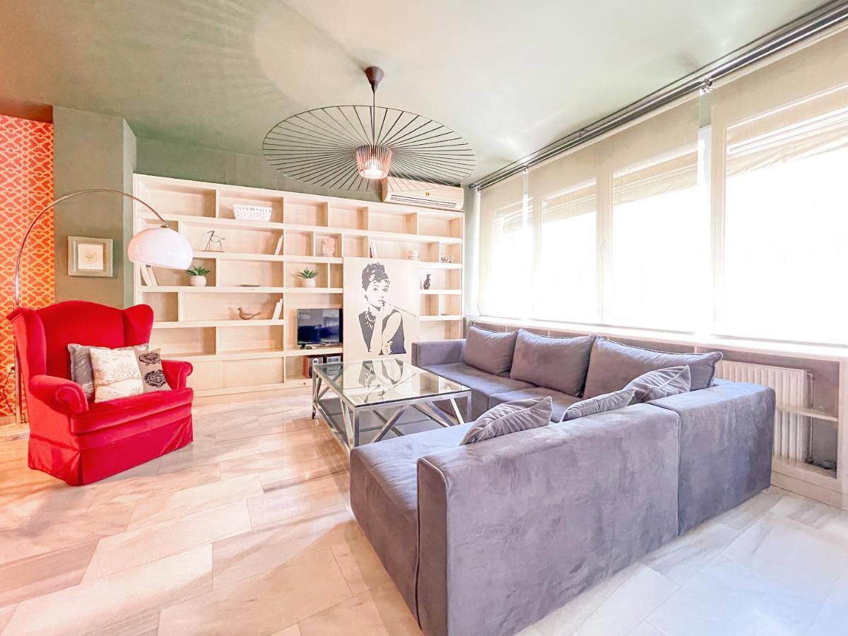 Loft 1 Bedroom Apartment In The Heart Of アテネ エクステリア 写真