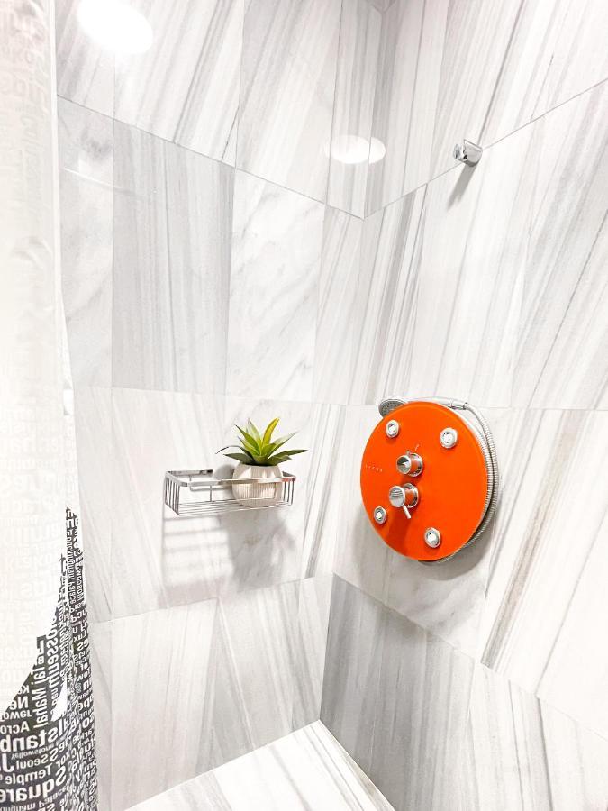 Loft 1 Bedroom Apartment In The Heart Of アテネ エクステリア 写真