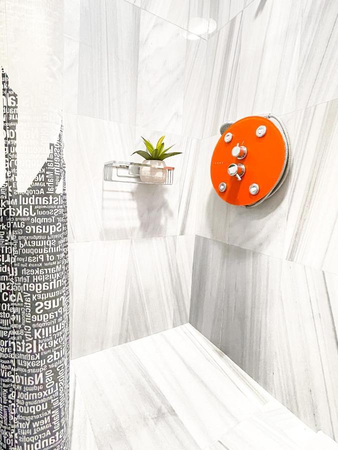 Loft 1 Bedroom Apartment In The Heart Of アテネ エクステリア 写真